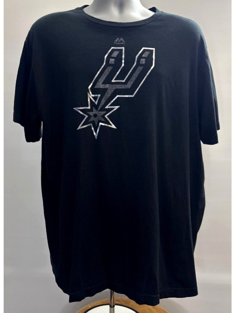 San Antonio Spurs Men's Black T-Shirt Majestic Silver Size XL Basketball Game